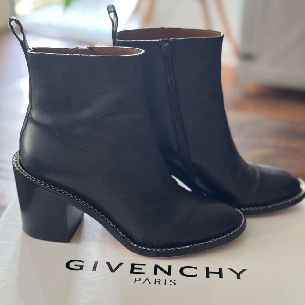 Givenchy Double Chain Leather Booties
